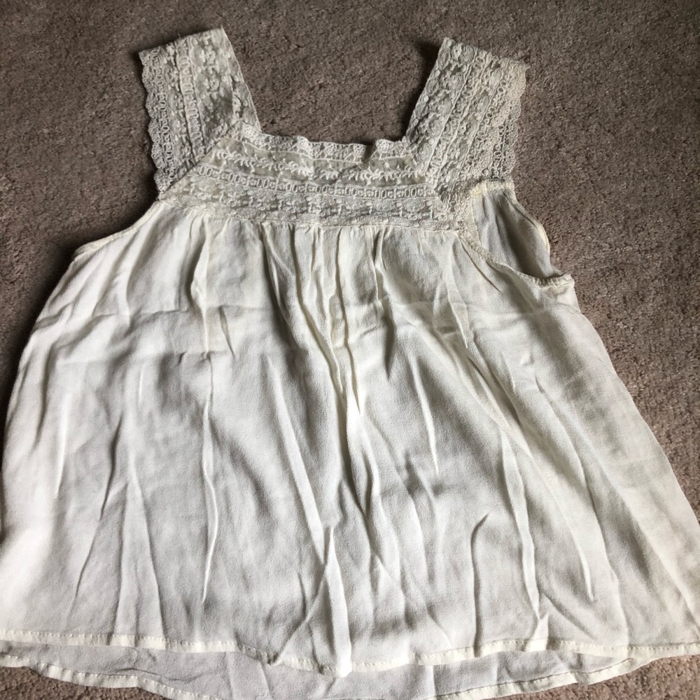 White lace tank top